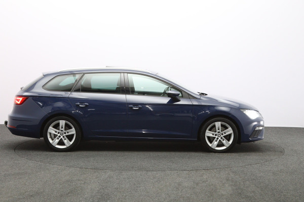 Seat Leon ST 2.0 TSI 190 PK Automaat FR Business Intense, Carplay, Panoramadak, Camera