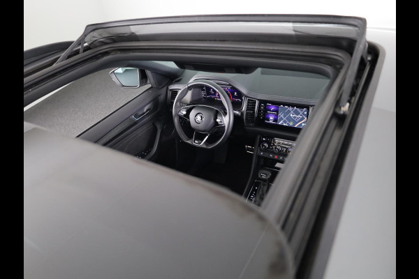 Škoda Kodiaq 1.5 TSI Sportline Business 7 persoons 150pk | Panoramadak | Trekhaak wegklapbaar | Parkeercamera | Navigatie | Elektrisch verstelbare voorstoelen met geheugen