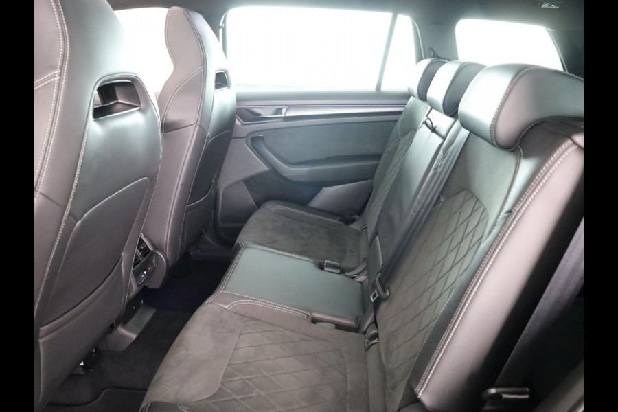 Škoda Kodiaq 1.5 TSI Sportline Business 7 persoons 150pk | Panoramadak | Trekhaak wegklapbaar | Parkeercamera | Navigatie | Elektrisch verstelbare voorstoelen met geheugen