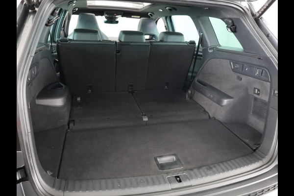 Škoda Kodiaq 1.5 TSI Sportline Business 7 persoons 150pk | Panoramadak | Trekhaak wegklapbaar | Parkeercamera | Navigatie | Elektrisch verstelbare voorstoelen met geheugen