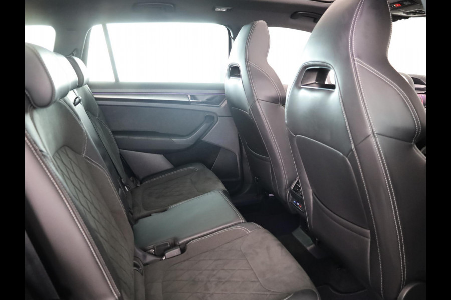 Škoda Kodiaq 1.5 TSI Sportline Business 7 persoons 150pk | Panoramadak | Trekhaak wegklapbaar | Parkeercamera | Navigatie | Elektrisch verstelbare voorstoelen met geheugen