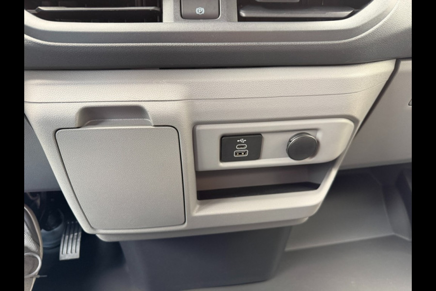 Ford Transit Custom Kombi 9 pers. Vol. elektr. 71 kWh . 340 L2H1 100kW Trend Climate Controle tweede zitrij All Season banden Copy