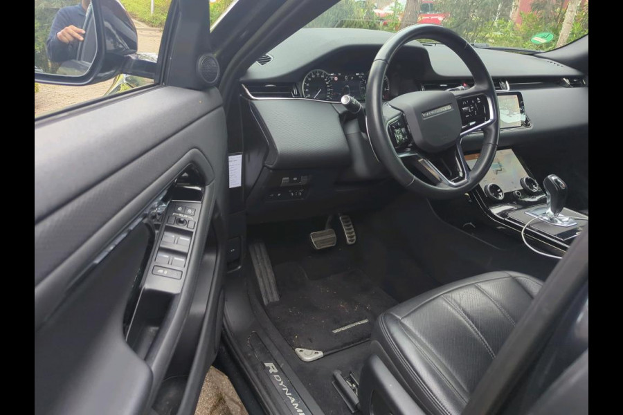 Land Rover Range Rover Evoque 1.5 P300e AWD R-Dynamic SE | Stoelverwarming | Camera | Apple Carplay | Navigatie | Keyless | Dodehoekdetectie | Ambiance Verlichting | Trekhaak | Parkeersensoren | LED |