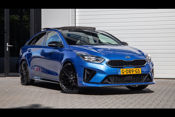 Kia ProCeed 1.4 T-GDI GT-PlusLine / Pano / Carplay / Winterset