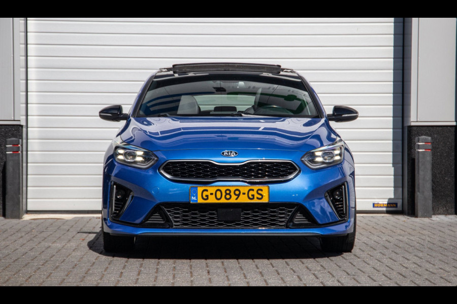 Kia ProCeed 1.4 T-GDI GT-PlusLine / Pano / Carplay / Winterset