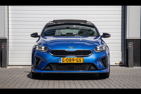 Kia ProCeed 1.4 T-GDI GT-PlusLine / Pano / Carplay / Winterset