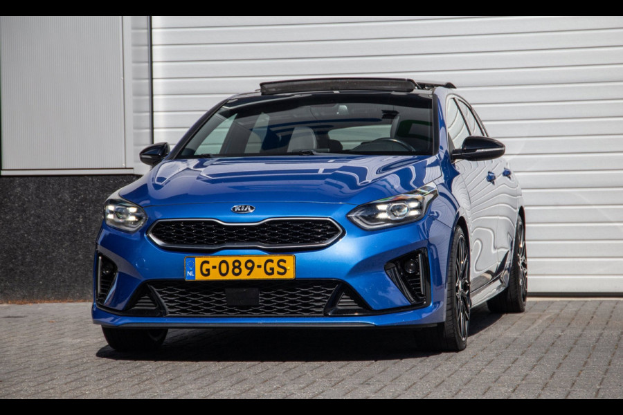 Kia ProCeed 1.4 T-GDI GT-PlusLine / Pano / Carplay / Winterset