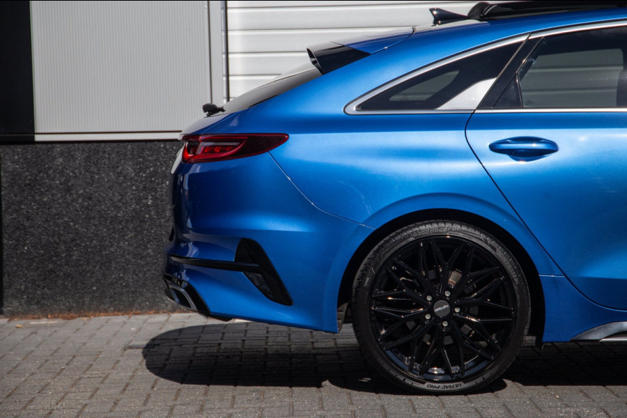 Kia ProCeed 1.4 T-GDI GT-PlusLine / Pano / Carplay / Winterset