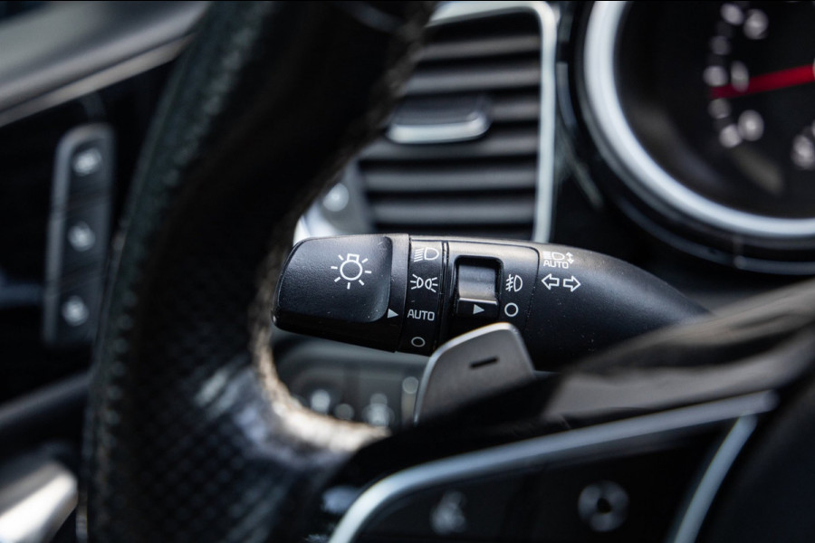 Kia ProCeed 1.4 T-GDI GT-PlusLine / Pano / Carplay / Winterset