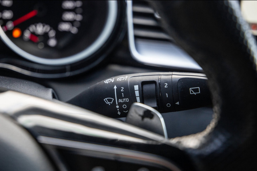 Kia ProCeed 1.4 T-GDI GT-PlusLine / Pano / Carplay / Winterset