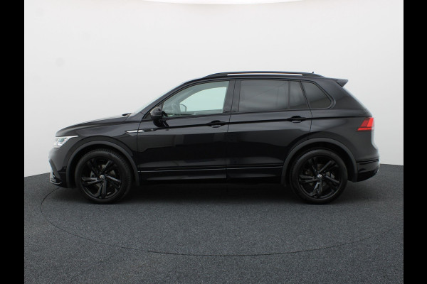 Volkswagen Tiguan 1.5 TSI R-Line Business | Black Style | IQ Light | Side Assist | Elk. A-klep | Camera | Prijs Rijklaar !!