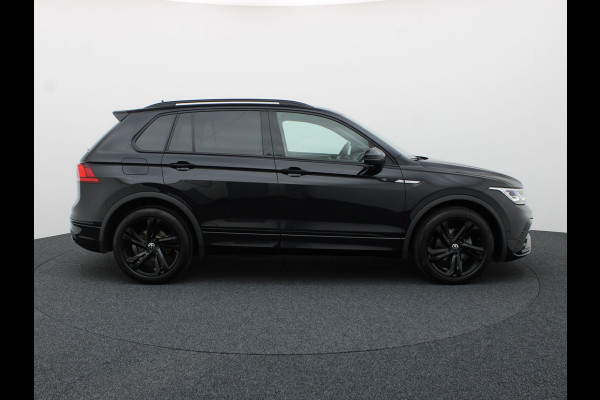 Volkswagen Tiguan 1.5 TSI R-Line Business | Black Style | IQ Light | Side Assist | Elk. A-klep | Camera | Prijs Rijklaar !!