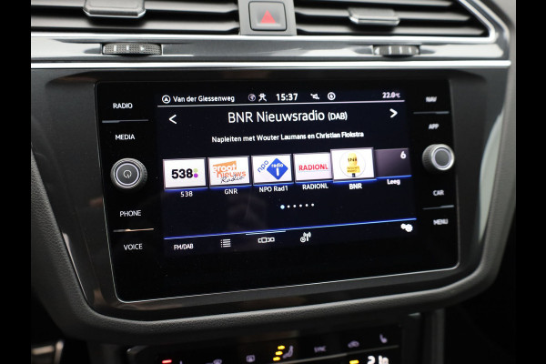 Volkswagen Tiguan 1.5 TSI R-Line Business | Black Style | IQ Light | Side Assist | Elk. A-klep | Camera | Prijs Rijklaar !!