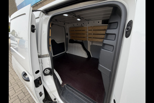 Volkswagen Caddy Cargo 1.5 TSI EURO 6 Comfort CarPlay/Cruise Control/Parkeersensoren