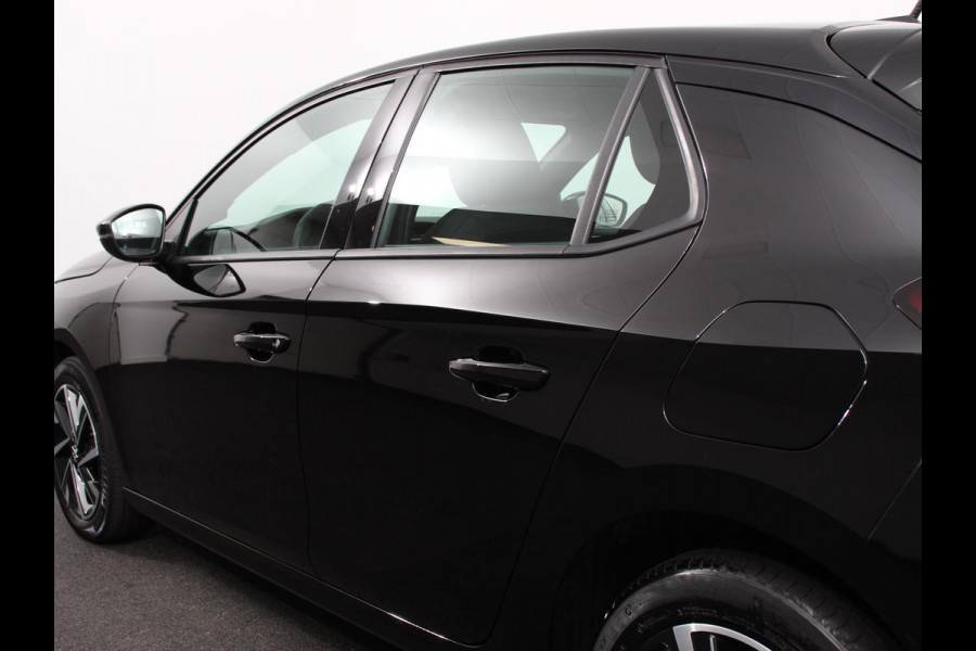 Opel Corsa 1.2 Turbo Hybrid 100pk Automaat GS Navigatie Apple Carplay/Android Auto Airco Camera Parkeer sensoren V+A Cruise Control