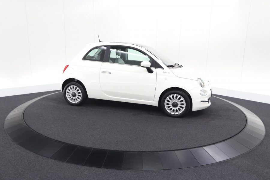 Fiat 500 1.0 Hybrid Dolcevita | Panoramadak | Climate Control | Apple Carplay | Parkeersensoren