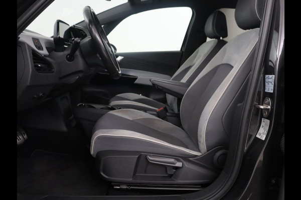 Volkswagen ID.3 First Plus 58 kWh | SOH 88,1% | Adaptive cruise | Stoelverwarming | Climate control | Sfeerverlichting | Carplay | Camera | Park assist