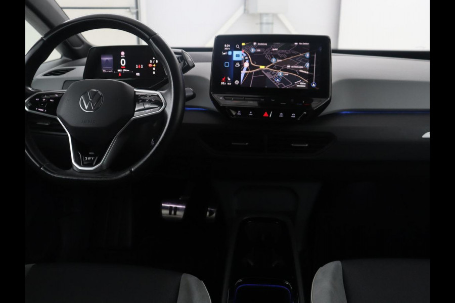 Volkswagen ID.3 First Plus 58 kWh | SOH 88,1% | Adaptive cruise | Stoelverwarming | Climate control | Sfeerverlichting | Carplay | Camera | Park assist