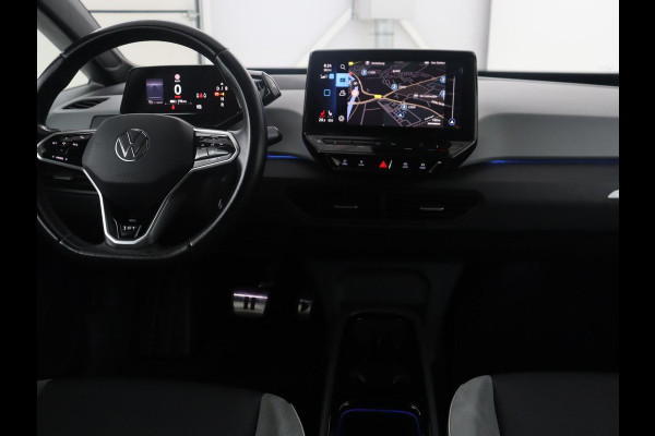 Volkswagen ID.3 First Plus 58 kWh | SOH 88,1% | Adaptive cruise | Stoelverwarming | Climate control | Sfeerverlichting | Carplay | Camera | Park assist