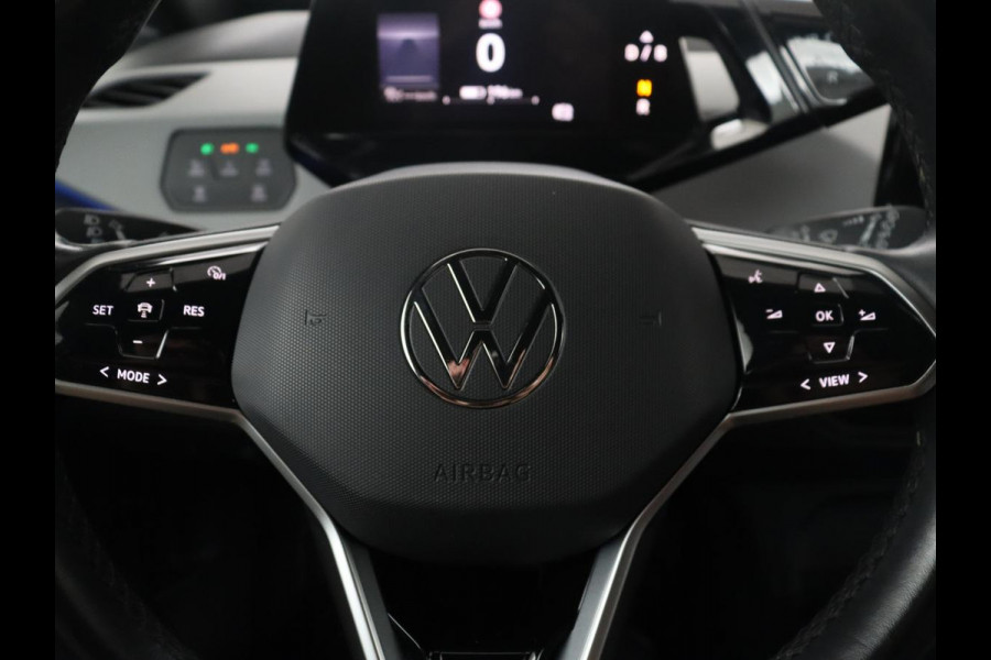 Volkswagen ID.3 First Plus 58 kWh | SOH 88,1% | Adaptive cruise | Stoelverwarming | Climate control | Sfeerverlichting | Carplay | Camera | Park assist