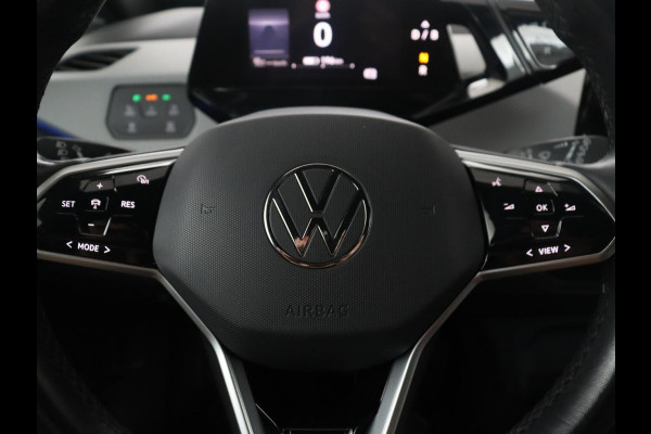 Volkswagen ID.3 First Plus 58 kWh | SOH 88,1% | Adaptive cruise | Stoelverwarming | Climate control | Sfeerverlichting | Carplay | Camera | Park assist