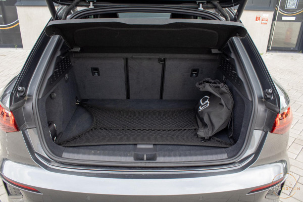 Audi A3 Sportback 40 TFSIe Sline Pano Maxton B&O ACC Parkeerhulp Keyless