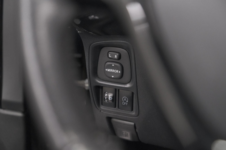 Peugeot 108 1.0 e-VTi Collection TOP! | Elektrisch Vouwdak | Apple Carplay | Climate Control | 15 Inch Lichtmetalen Velgen