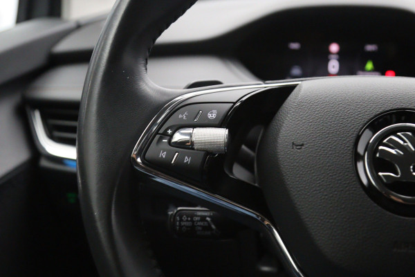 Škoda ENYAQ iV 60 180 PK, Leder, 91 % SOH, Adap. Cruise Control, Stoelverwarming, Stuurverwarming