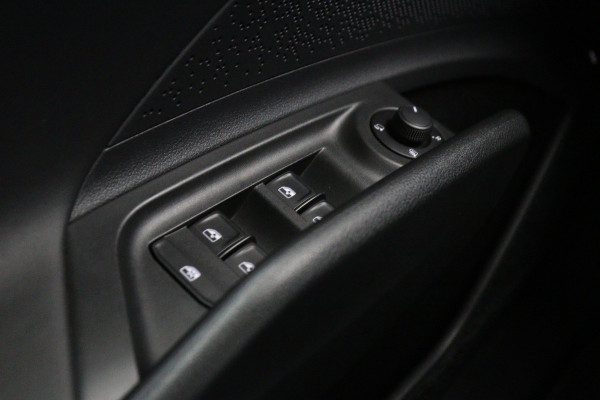 Škoda ENYAQ iV 60 180 PK, Leder, 91 % SOH, Adap. Cruise Control, Stoelverwarming, Stuurverwarming