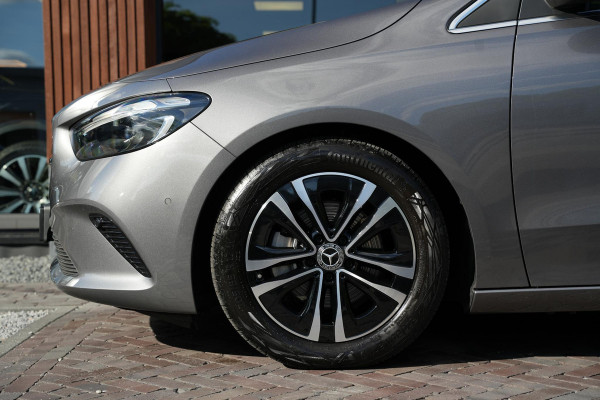 Mercedes-Benz B-Klasse 180 Progressive Line Advanced Trekhaak Winterpakket MBUX Navi Camera