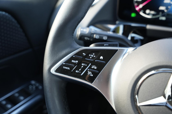 Mercedes-Benz B-Klasse 180 Progressive Line Advanced Trekhaak Winterpakket MBUX Navi Camera