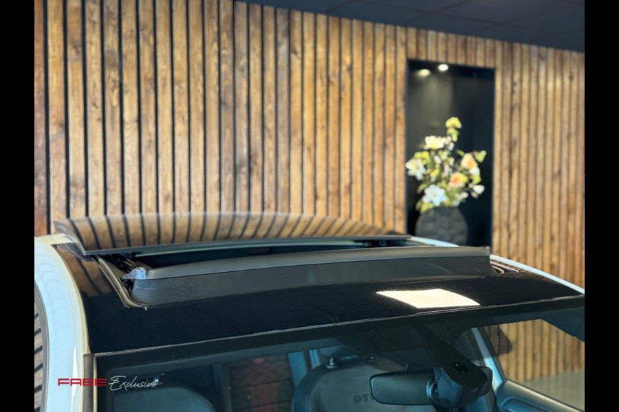 Volkswagen Golf 2.0 TSI GTI TCR / Pano / Dynaudio / Keyless / Camera / ACC / Virtual