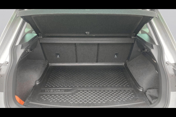 Volkswagen Tiguan 1.5 TSI Comfortline Business Trekhaak | Camera | Stoelverwarming | Navigatie
