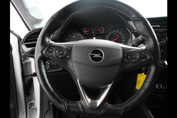 Opel Corsa 1.2 Turbo Elegance Airco Cruise control Verwarmde voorstoelen Stuurverwarming Lane assist Parkeersensoren achter