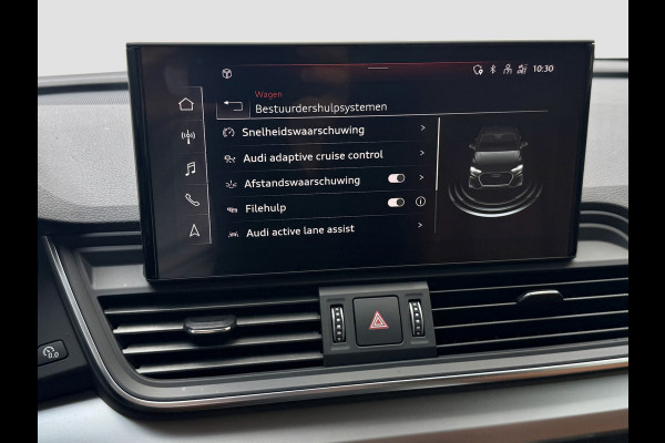 Audi Q5 50 TFSI e | Trekhaak | Carplay | Stoelverwarming | Elektrische achterklep | ACC | LED