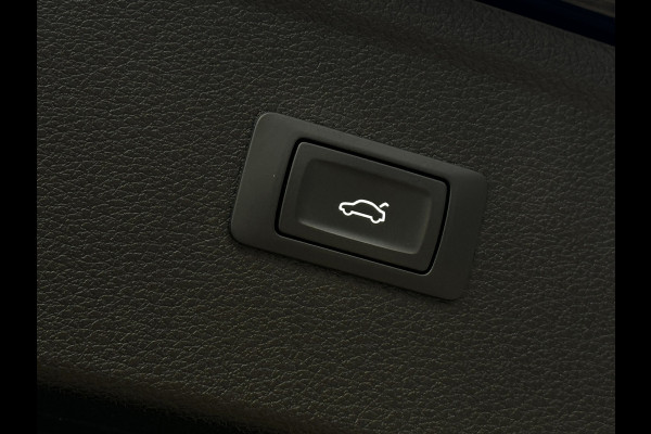 Audi Q5 50 TFSI e | Trekhaak | Carplay | Stoelverwarming | Elektrische achterklep | ACC | LED
