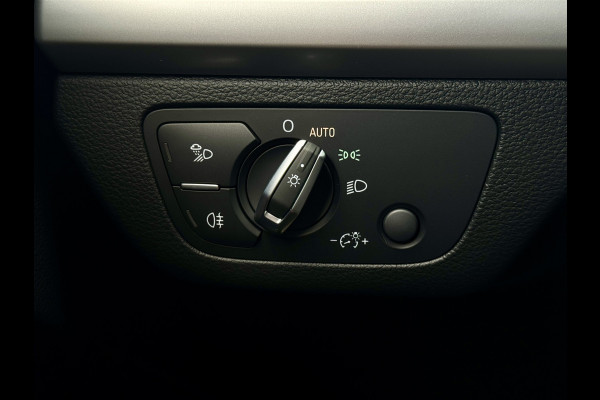 Audi Q5 50 TFSI e | Trekhaak | Carplay | Stoelverwarming | Elektrische achterklep | ACC | LED