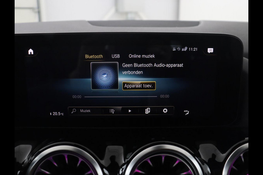 Mercedes-Benz EQA 250 Business Solution Luxury 67 kWh | SOH 94,2% | Half leder | Cruise control | Trekhaak | Stoelverwarming | Sfeerverlichting | Carplay | Camera | Park assist | Elektrische achterklep