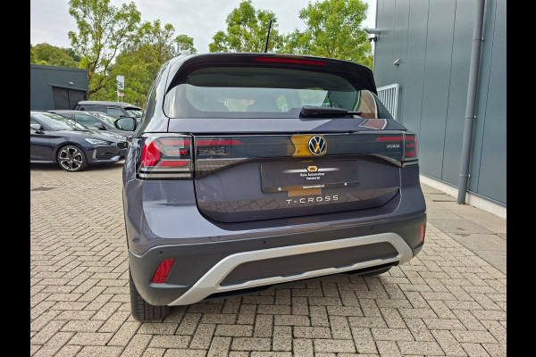 Volkswagen T-Cross 1.0 TSI Life * Afneembare Trekhaak * Stoelverwarming * Parkeersensoren