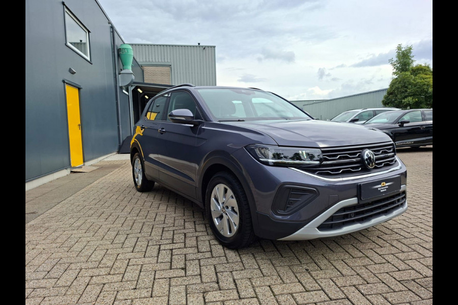 Volkswagen T-Cross 1.0 TSI Life * Afneembare Trekhaak * Stoelverwarming * Parkeersensoren