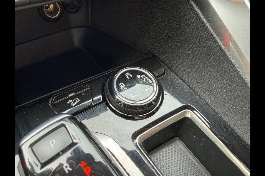 Peugeot 3008 1.2 PureTech Allure | Automaat | Carplay | Cam