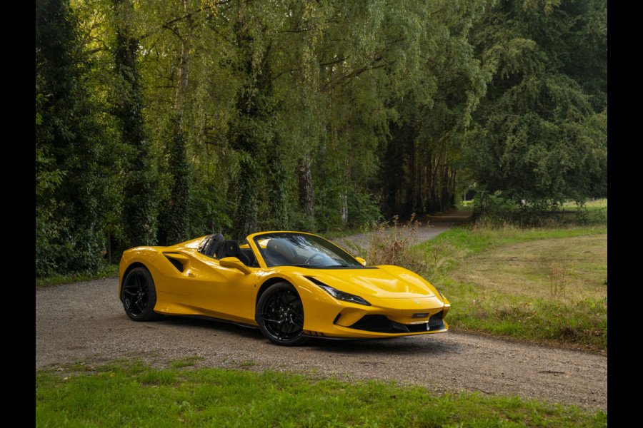 Ferrari F8 Spider 3.9 V8 HELE | Lift | JBL | Carbon interior