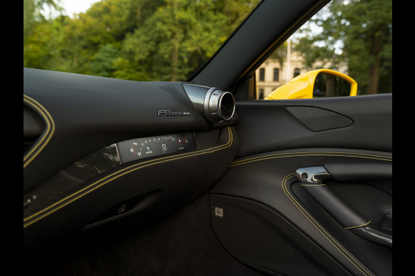 Ferrari F8 Spider 3.9 V8 HELE | Lift | JBL | Carbon interior