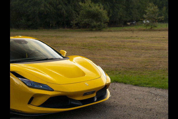 Ferrari F8 Spider 3.9 V8 HELE | Lift | JBL | Carbon interior