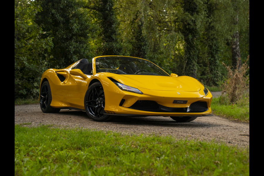 Ferrari F8 Spider 3.9 V8 HELE | Lift | JBL | Carbon interior