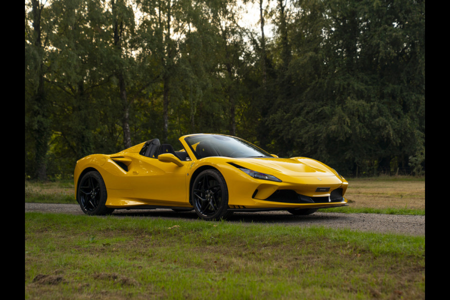 Ferrari F8 Spider 3.9 V8 HELE | Lift | JBL | Carbon interior