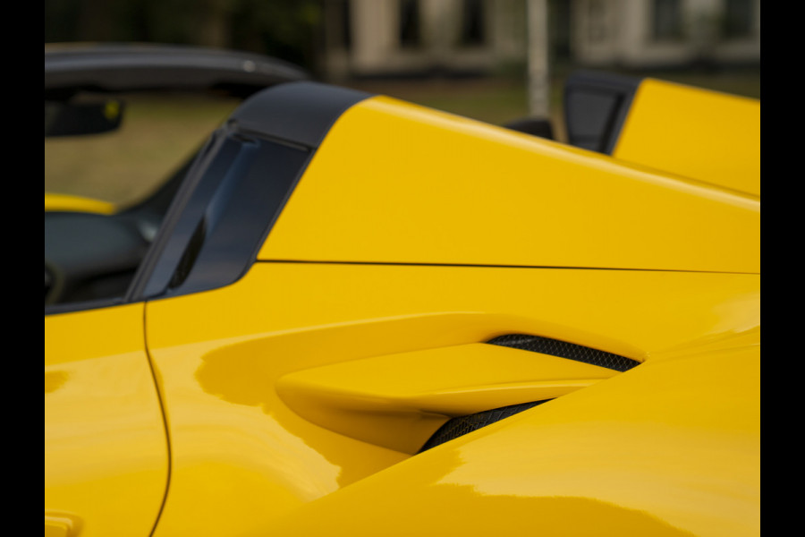 Ferrari F8 Spider 3.9 V8 HELE | Lift | JBL | Carbon interior
