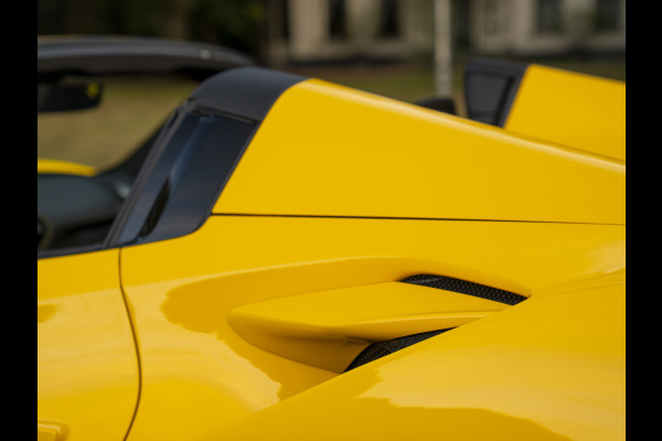 Ferrari F8 Spider 3.9 V8 HELE | Lift | JBL | Carbon interior