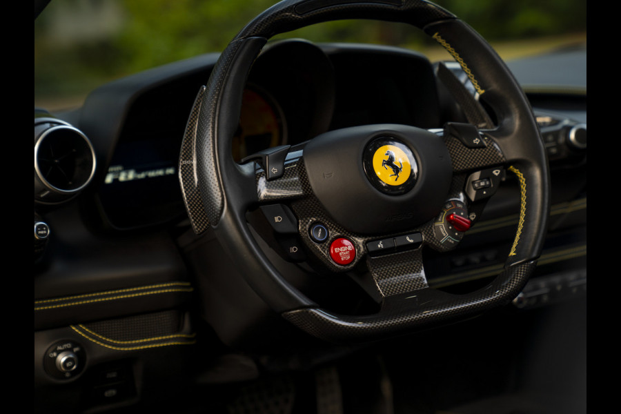 Ferrari F8 Spider 3.9 V8 HELE | Lift | JBL | Carbon interior
