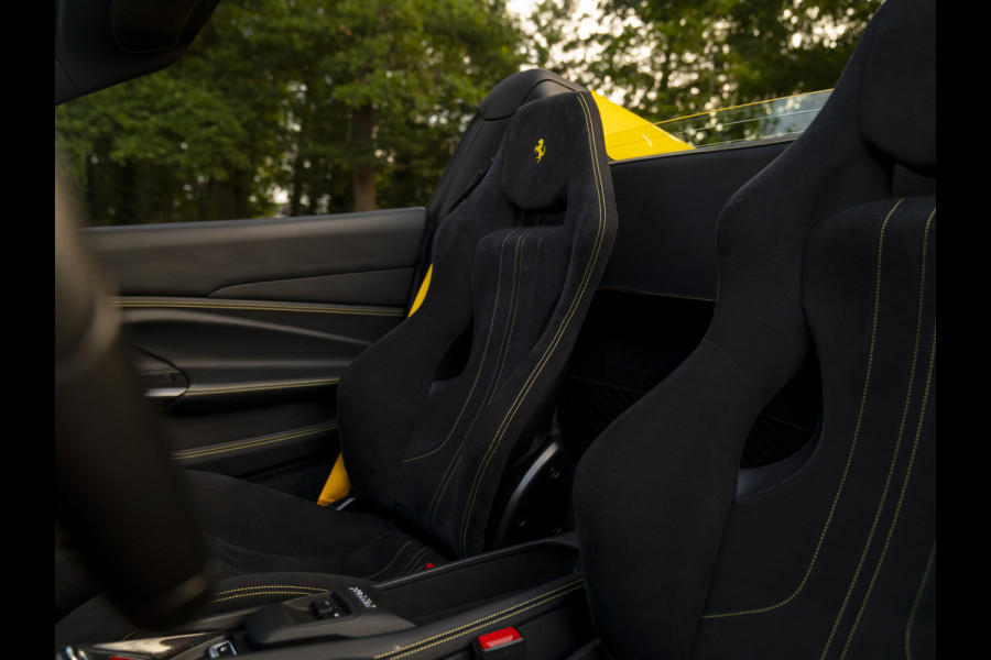 Ferrari F8 Spider 3.9 V8 HELE | Lift | JBL | Carbon interior